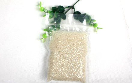 真空包裝袋在生產(chǎn)過程中有為什么會有麻點(diǎn)現(xiàn)象，該怎么解決？